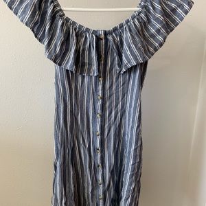 American Eagle XS shirt off the shoulder dress